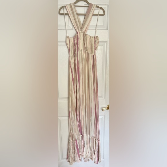 Halter neck maxi dress - Picture 2 of 4